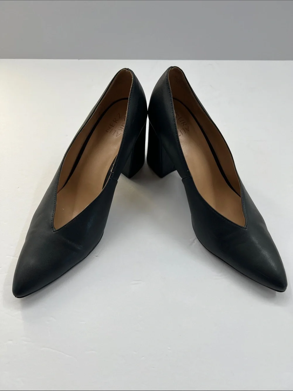 Naturalizer Paden Leather Block Heel Pump